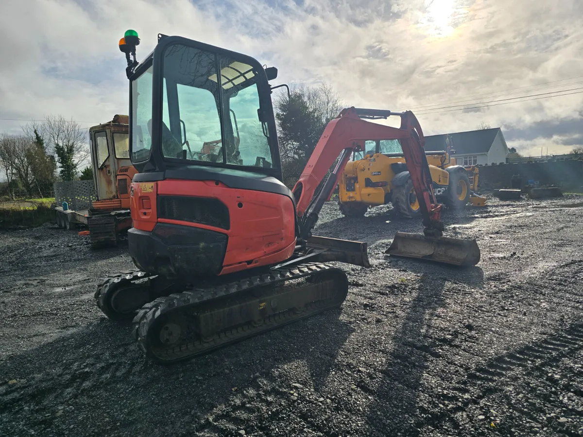 Kubota U27-4 - Image 3