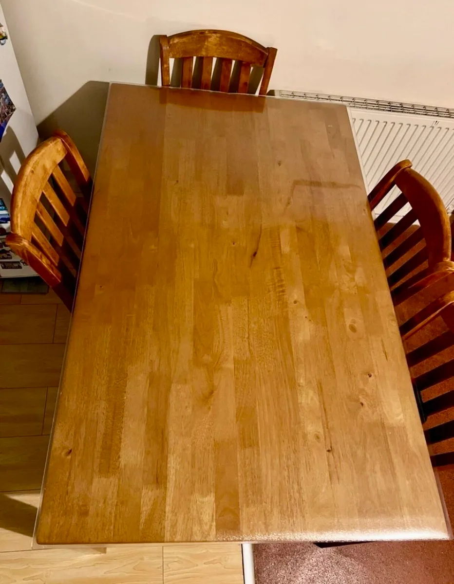 Dining Table and 6 chairs - Image 4