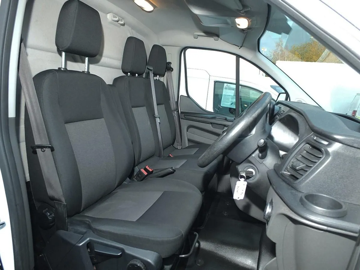 2021 Ford Transit Custom Low Roof Panel Van - Image 3