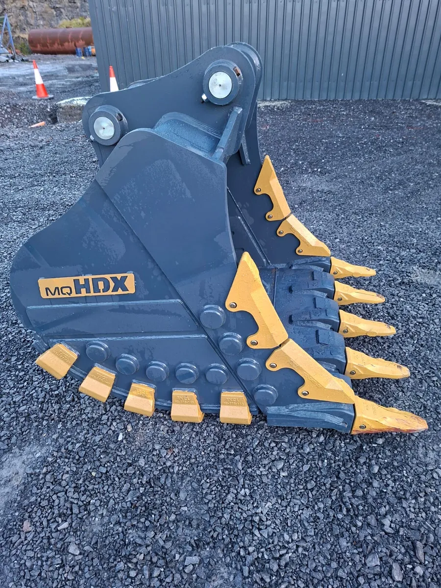 Heavy Duty Bucket to suit 35T Digger - Image 3