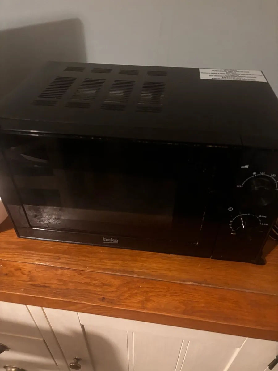 Microwave - Image 1