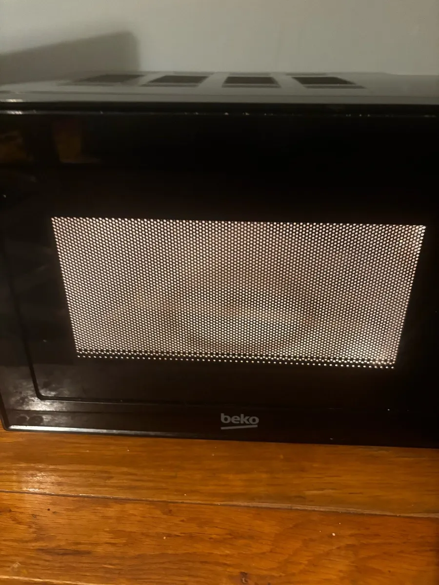 Microwave - Image 2