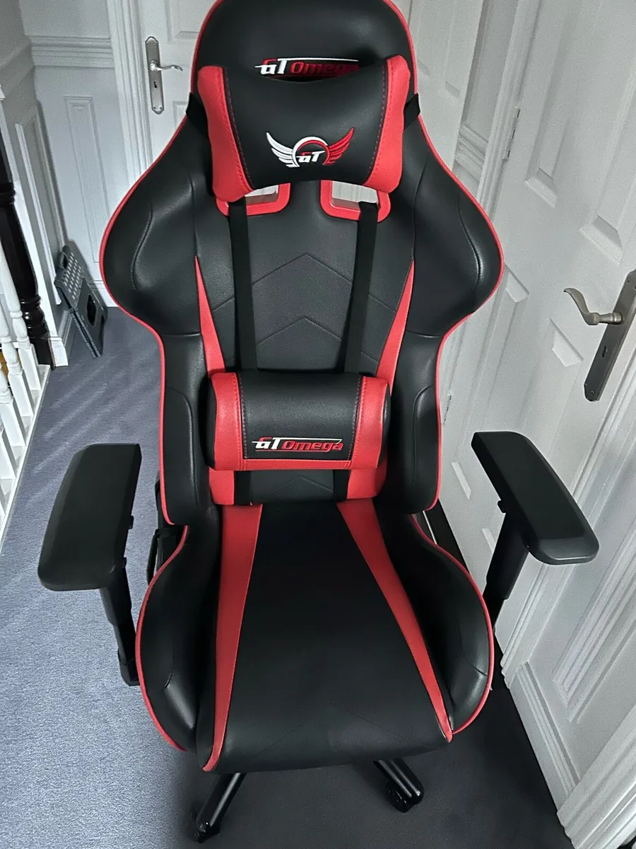 Gaming Chair - Image 1
