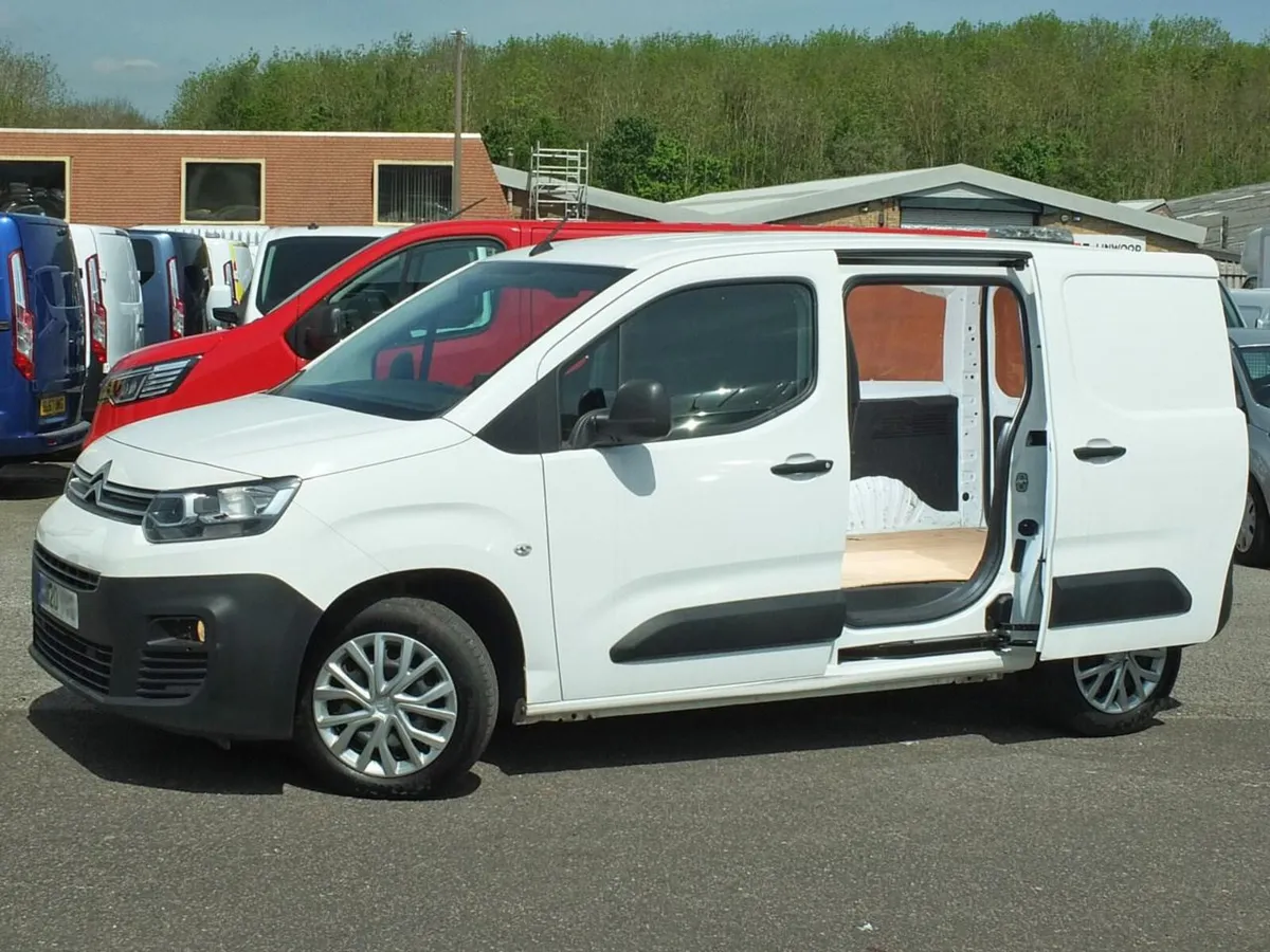 2020 Citroen Berlingo Small Panel Van - Image 3