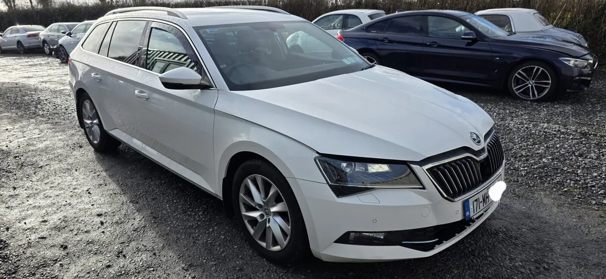 171 SKODA SUPERB 2.0 DIESEL - Image 1