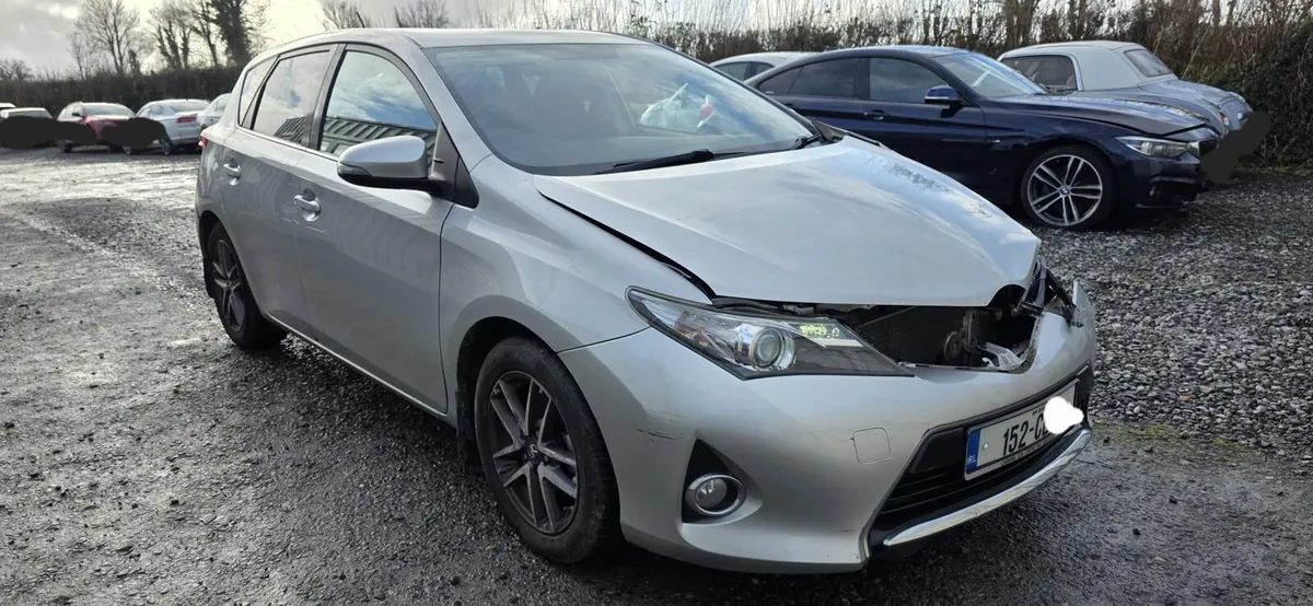 152 TOYOTA AURIS PETROL - Image 1