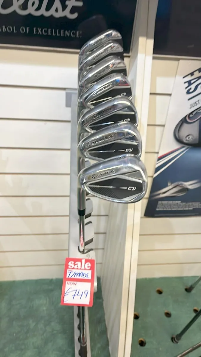 LEFT HAND Taylormade Qi 5-SW Regular€1199 Now €749 - Image 3