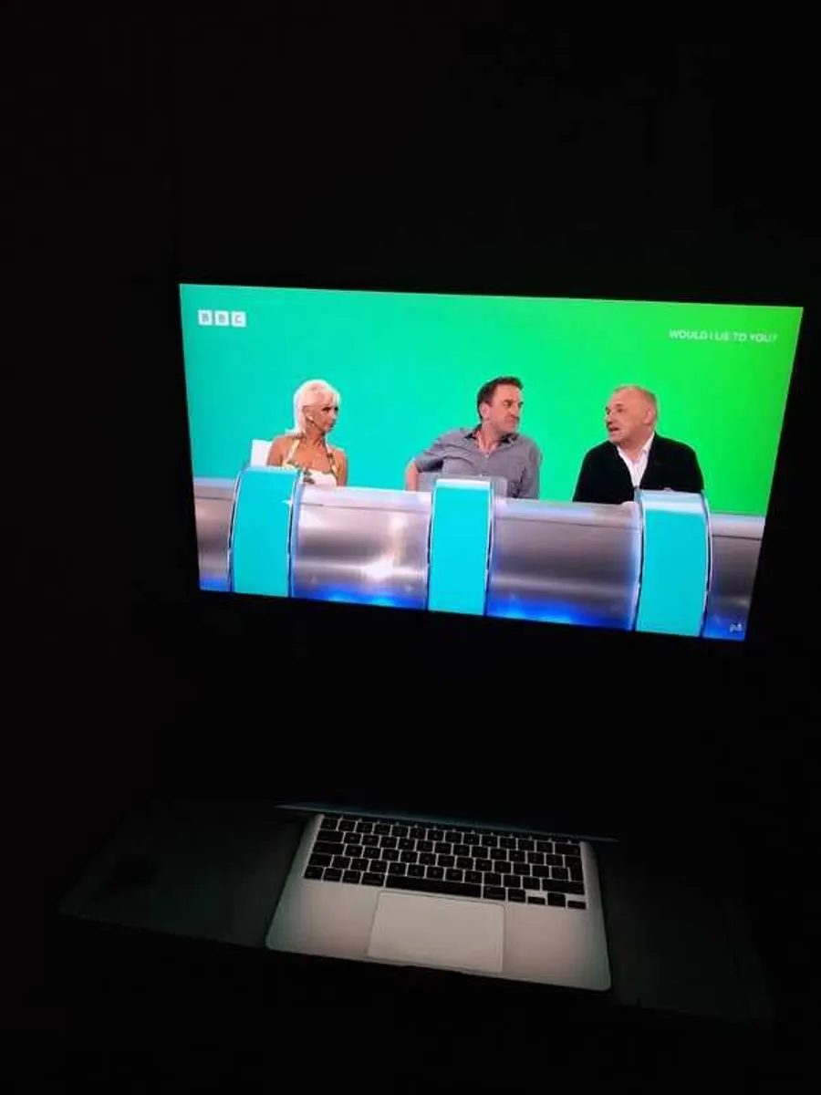 LG 27 inch 4k monitor - 27UP850N - Image 2