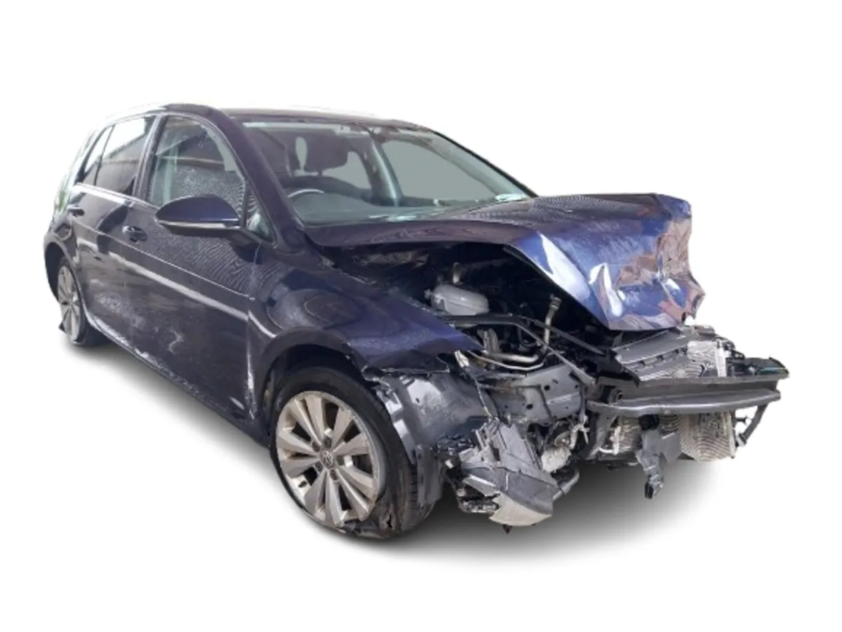 2015 VOLKSWAGEN GOLF For Breaking/Dismantling - Image 1