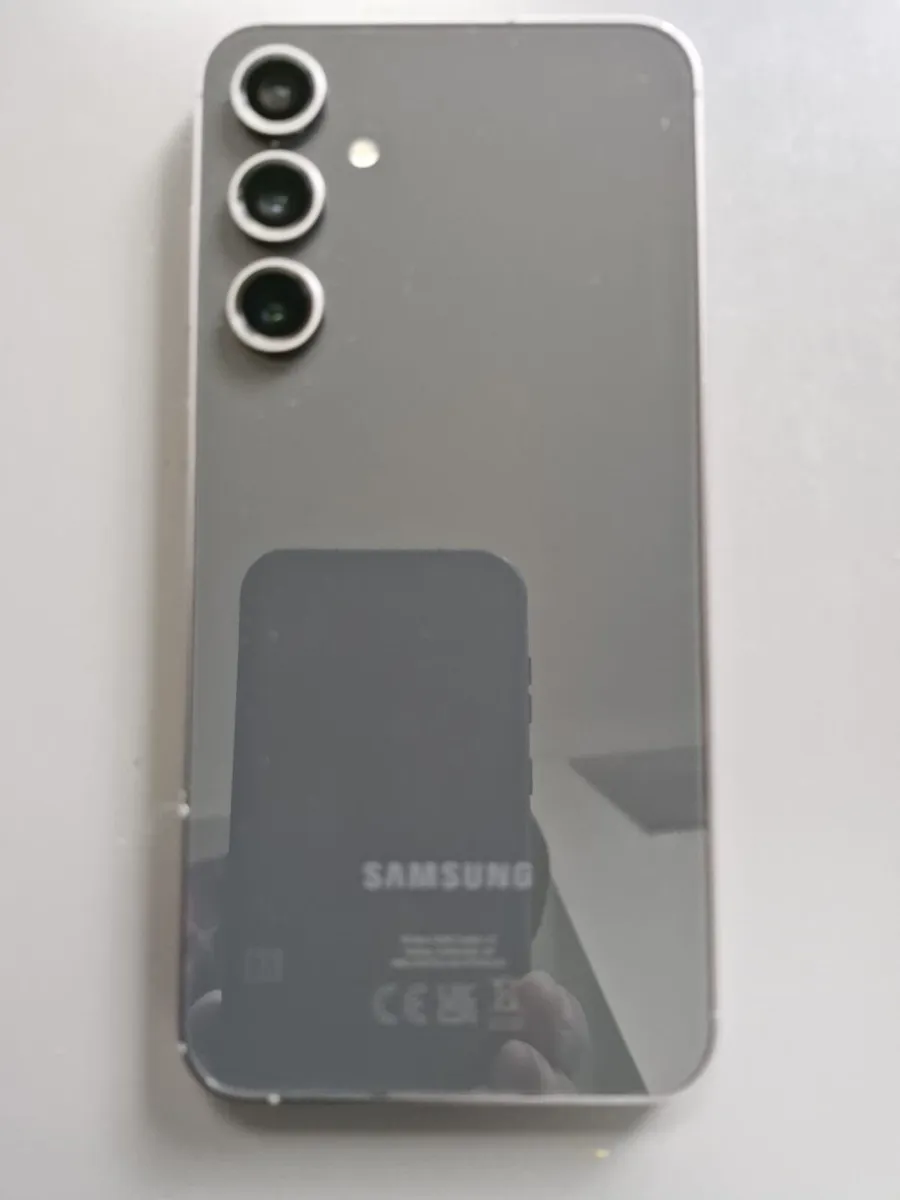 Samsung galaxy s23fe - Image 2