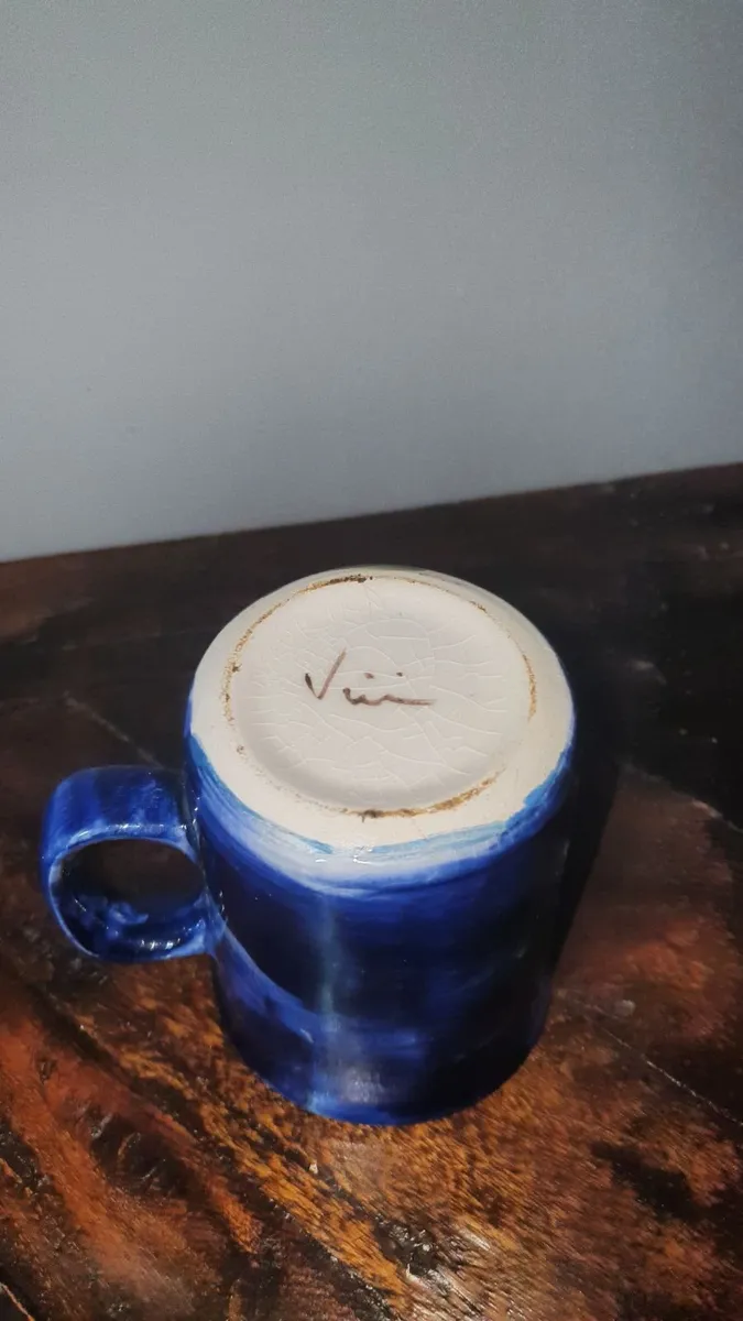 Glazed Ceramic Mug – Hand-Painted – 20cm - Image 2