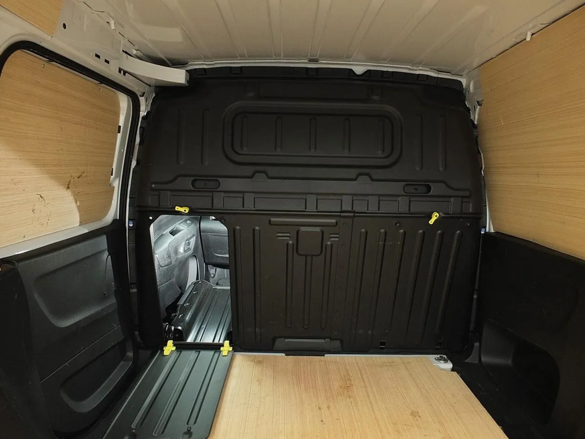 2024 Citroen Berlingo Panel Van - Image 2