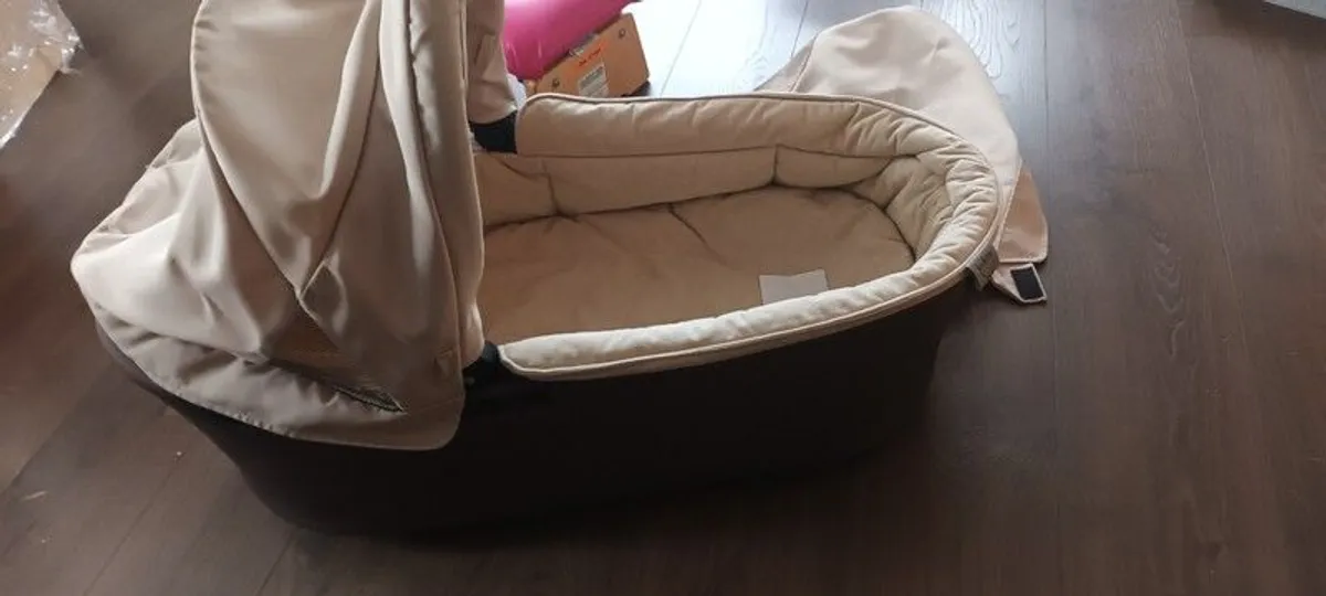 Pram/Buggy - Image 3