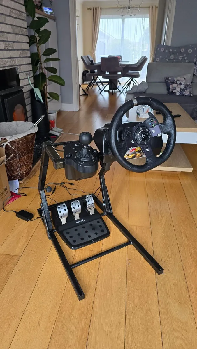 Logitech G920 Racing Sim - Image 1