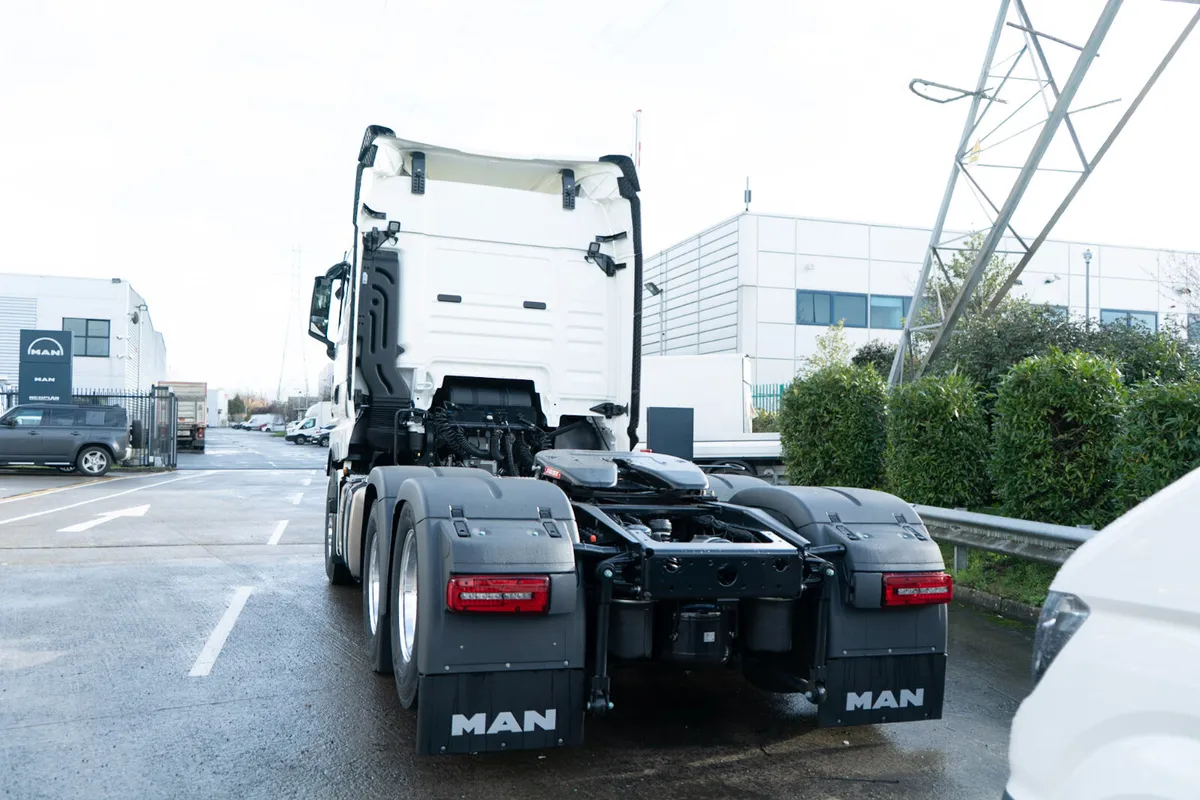 MAN TGX, 6x2 Tag Axle Tractor Units now available - Image 3