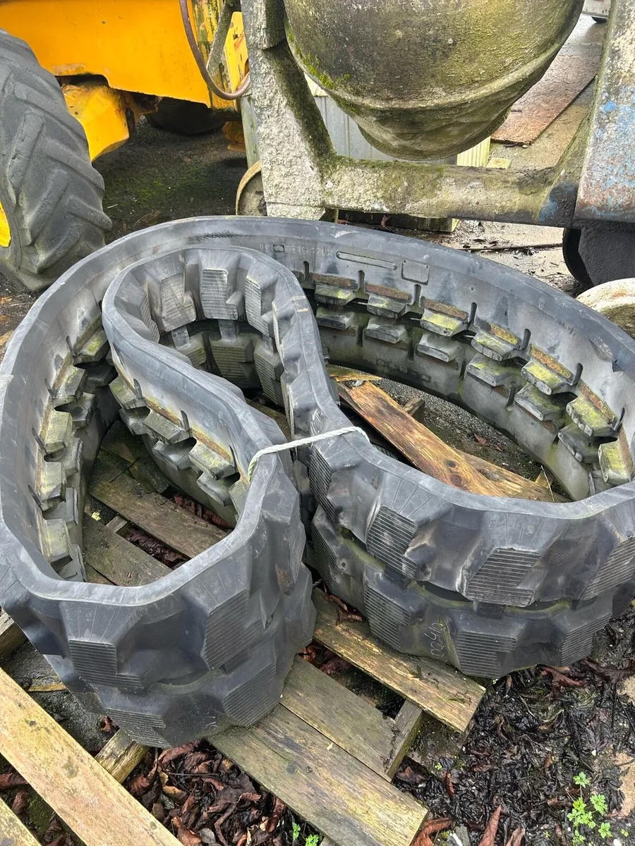 Rubber digger tracks - Image 4