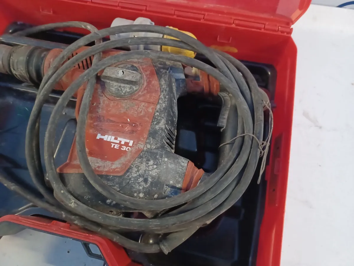 Online Auction Of A  Breaker & More! - Image 4