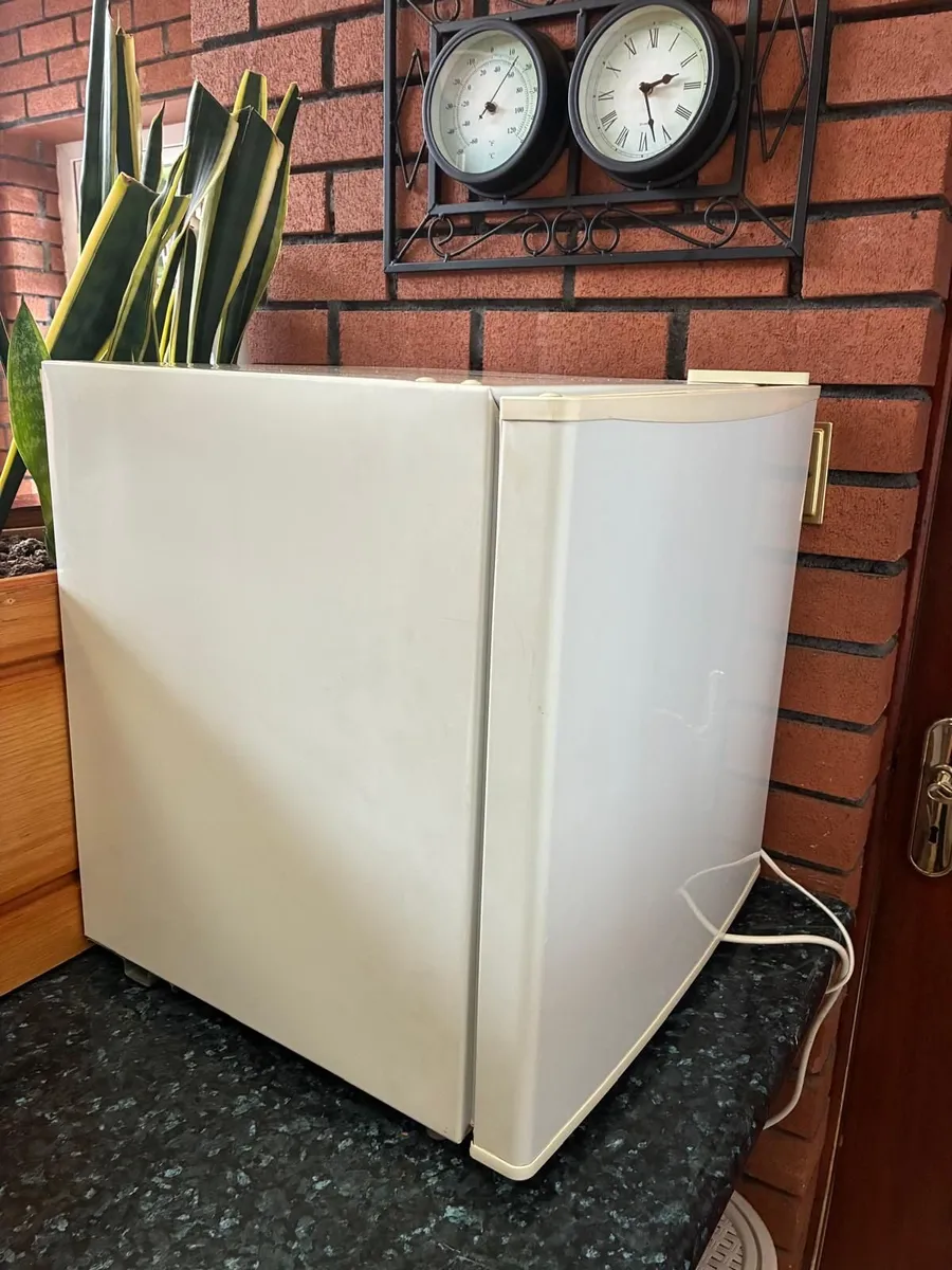 Counter top Freezer - Image 2