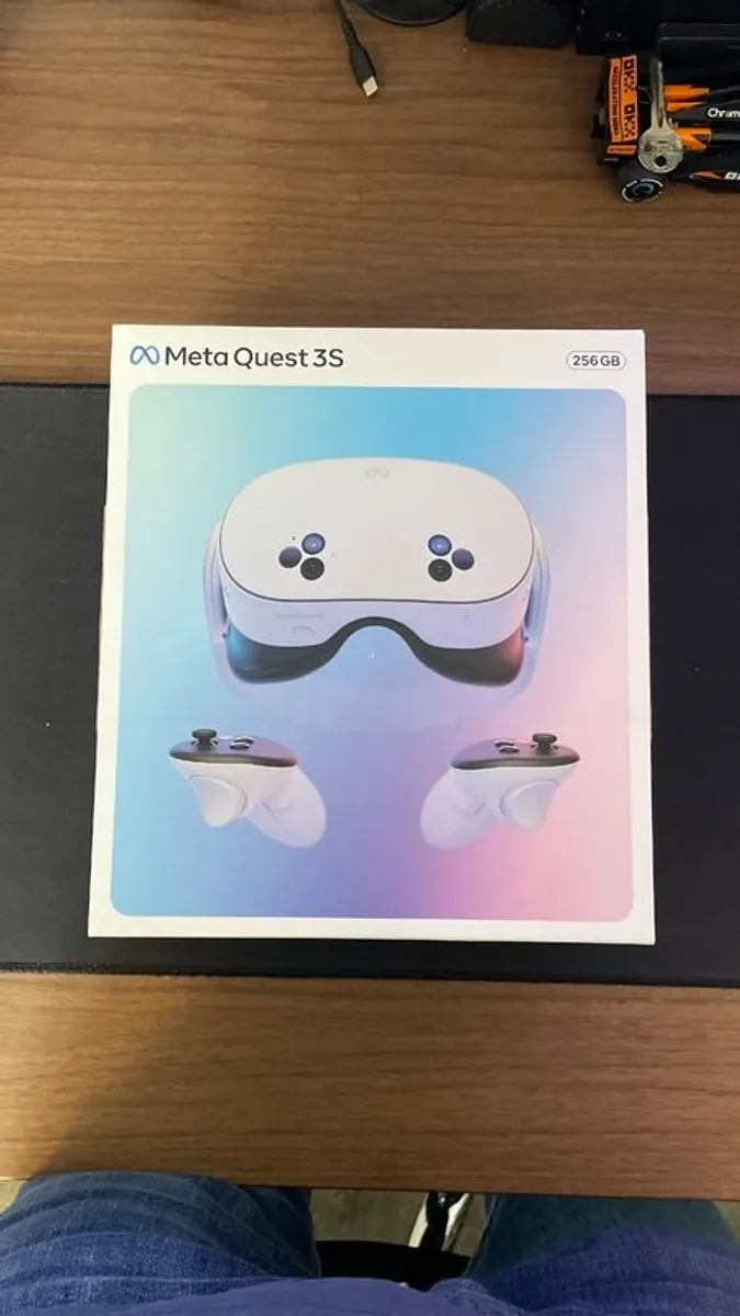 Meta Quest 3S (256GB) Like New Barely Used - Image 1