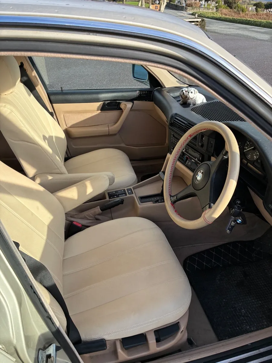 Classic BMW 5-Series 1988 - Image 4