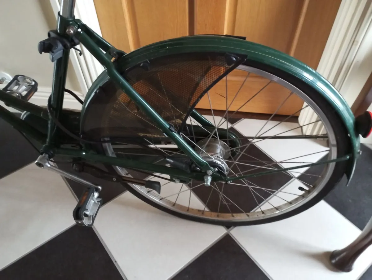Ladies Pashley bicycle - Image 4