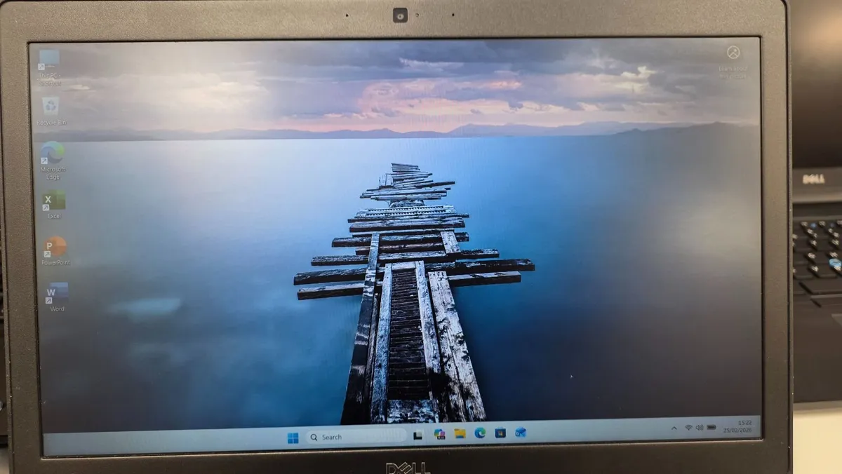 Dell Latitude 5580 - Image 3