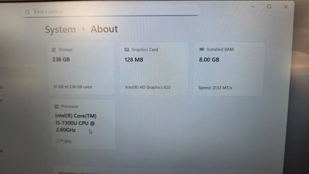 Dell Latitude 5580 - Image 4