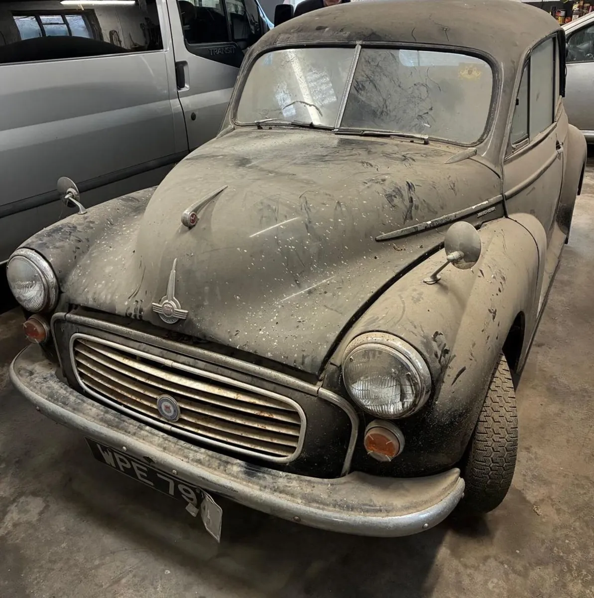 Vintage Car - Image 1