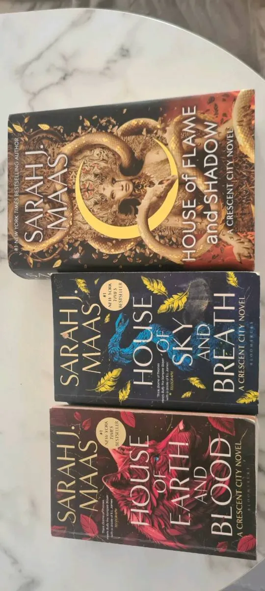 Crescent City Books - Image 1