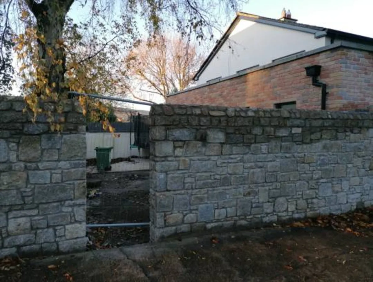 Bricklaying contractor available - Image 2