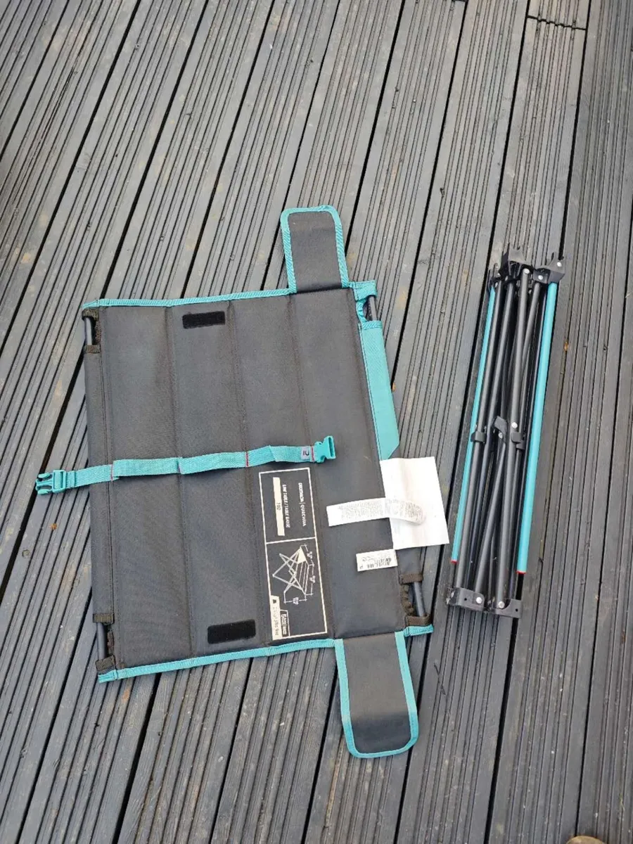 Camping gear, 2 chairs 1 desk 1 stove and dishes - Image 3