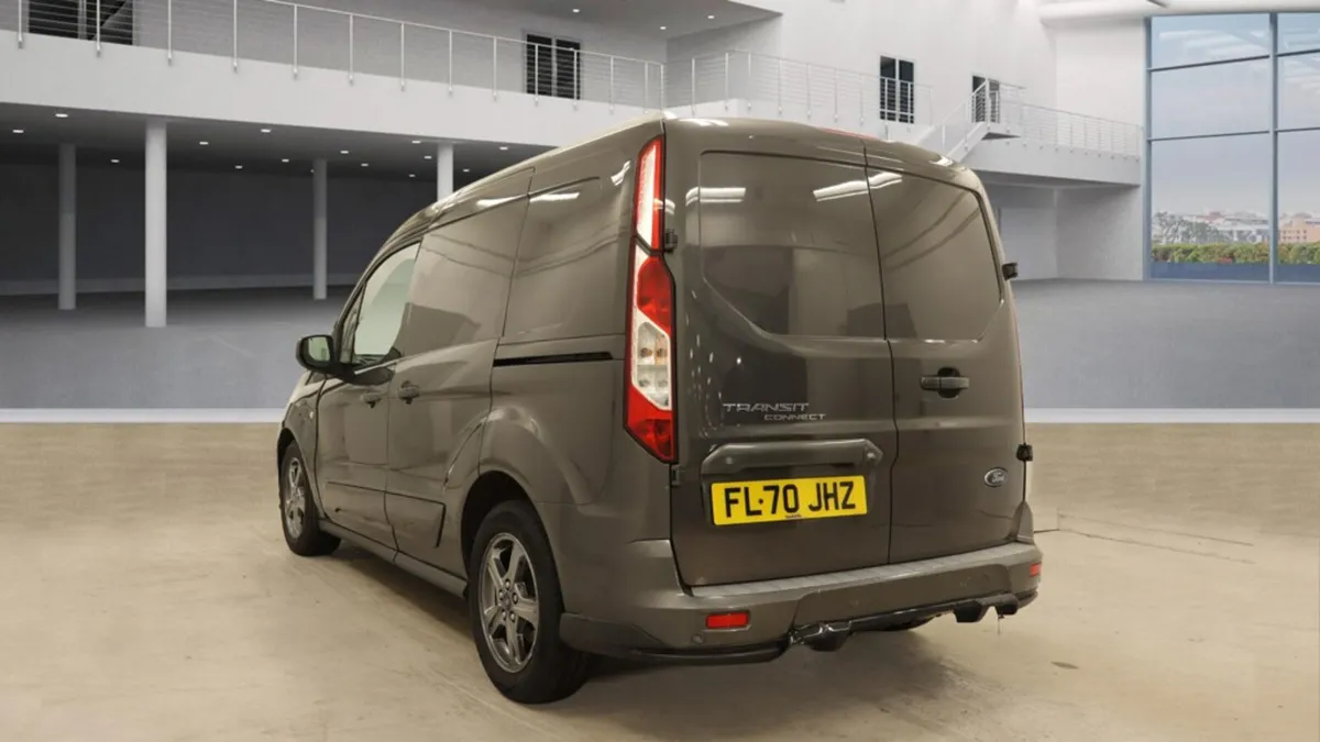 Ford Transit Connect SPORT 2020 - Image 3