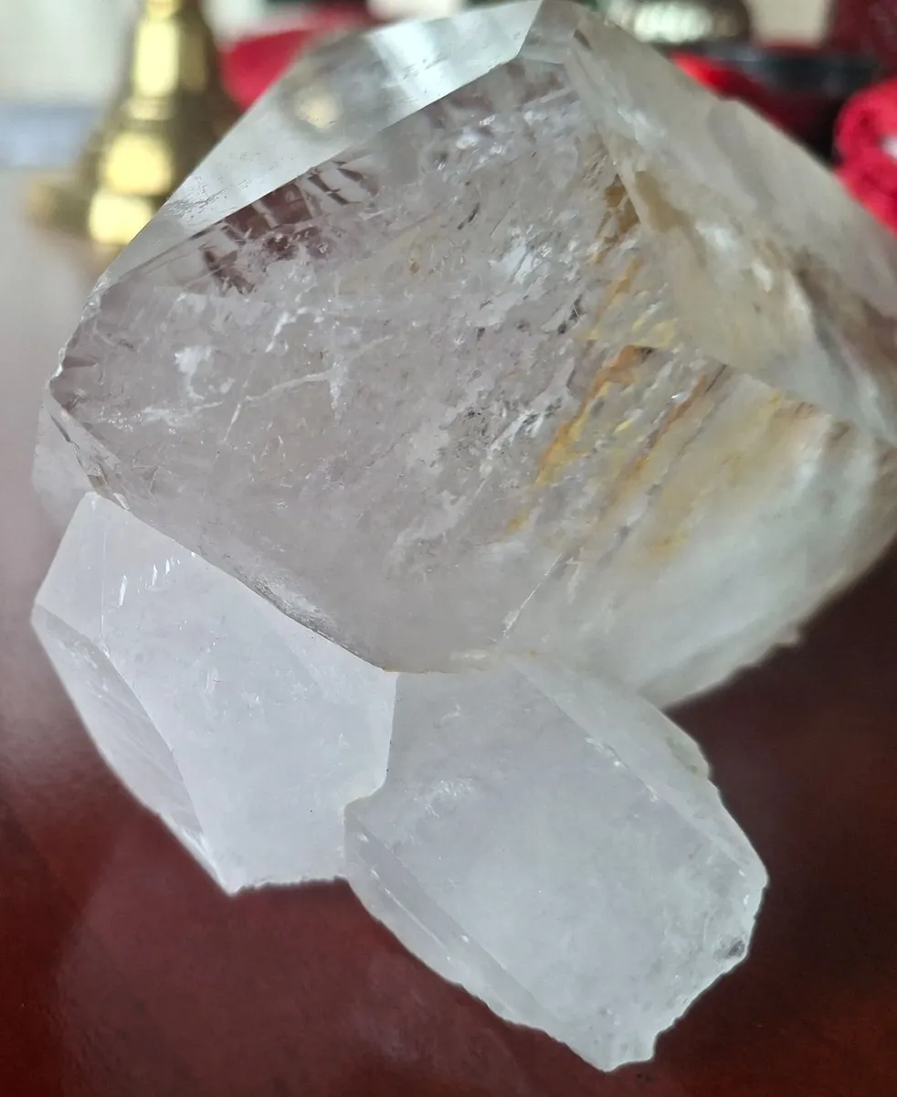 Investment-grade Clear Quartz point. - Image 4
