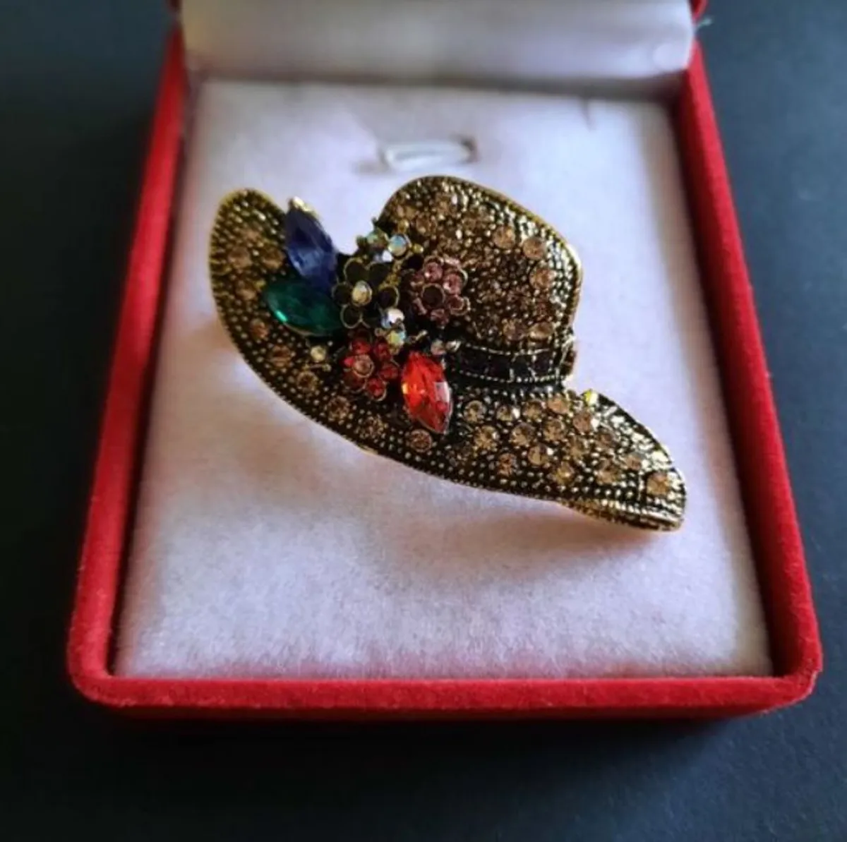 Rhinestone Hat with Flowers Brooch Shawl Pin - Image 1