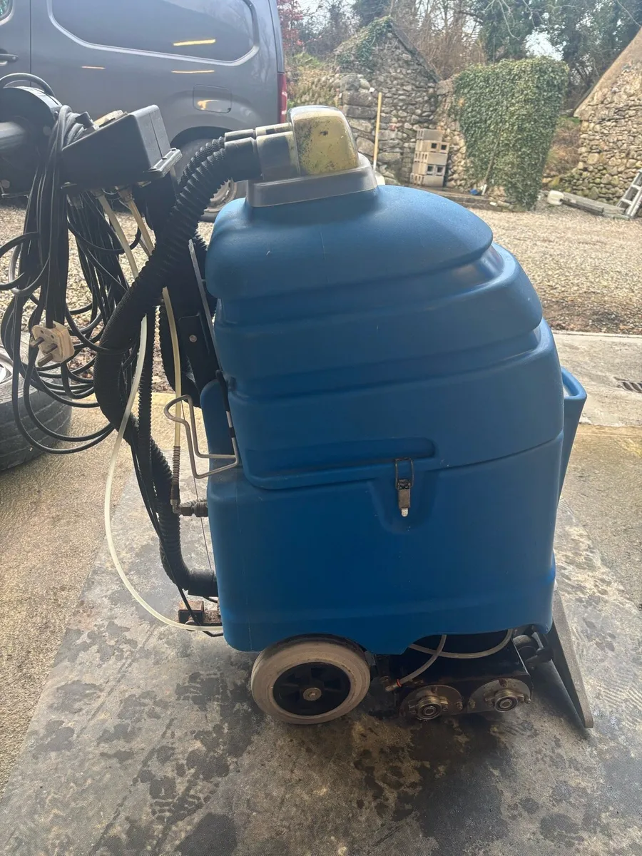 Santoemma Charis Carpet Cleaner - Image 3