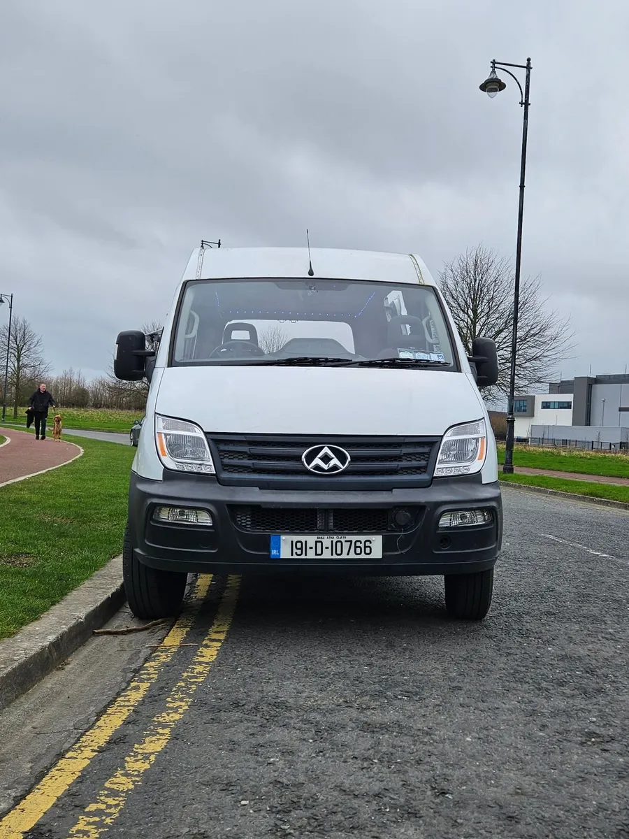 2019 Campervan - Image 2