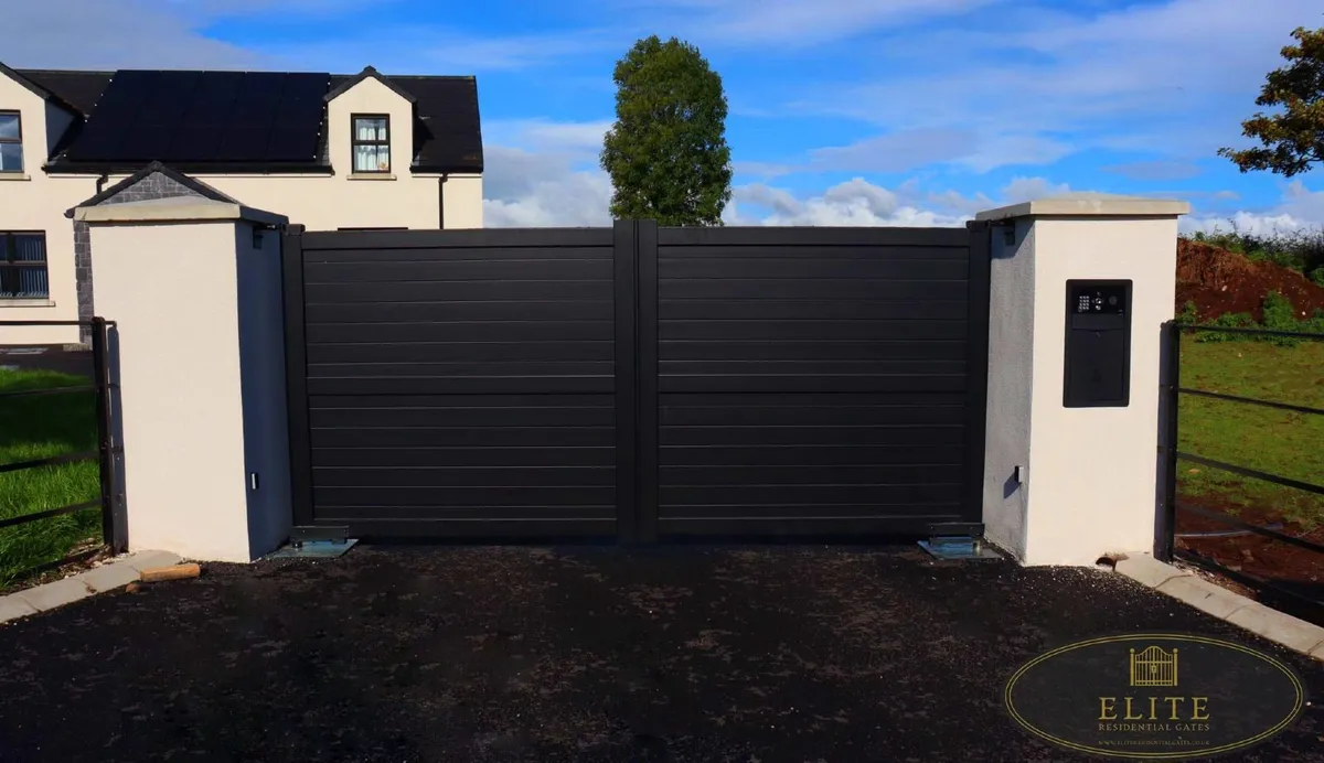 Aluminium Driveway House Entrance Gates - Image 1