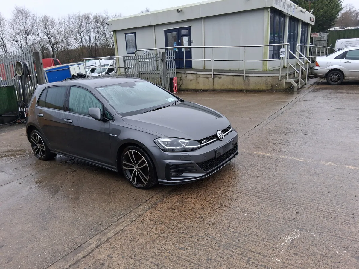 18 VOLKSWAGEN GOLF  2.0 TDI GTD  ( for parts only) - Image 4