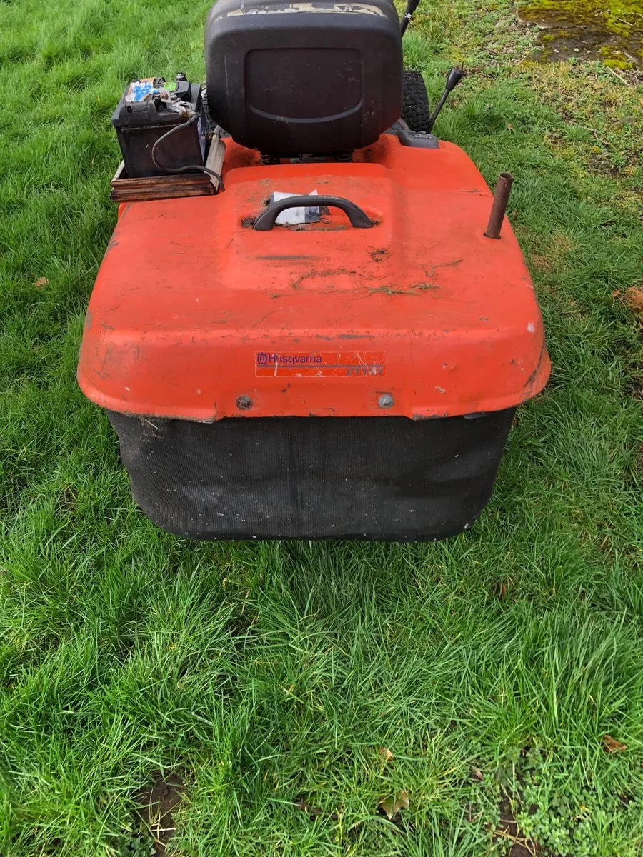 Husqvarna ride on - Image 4