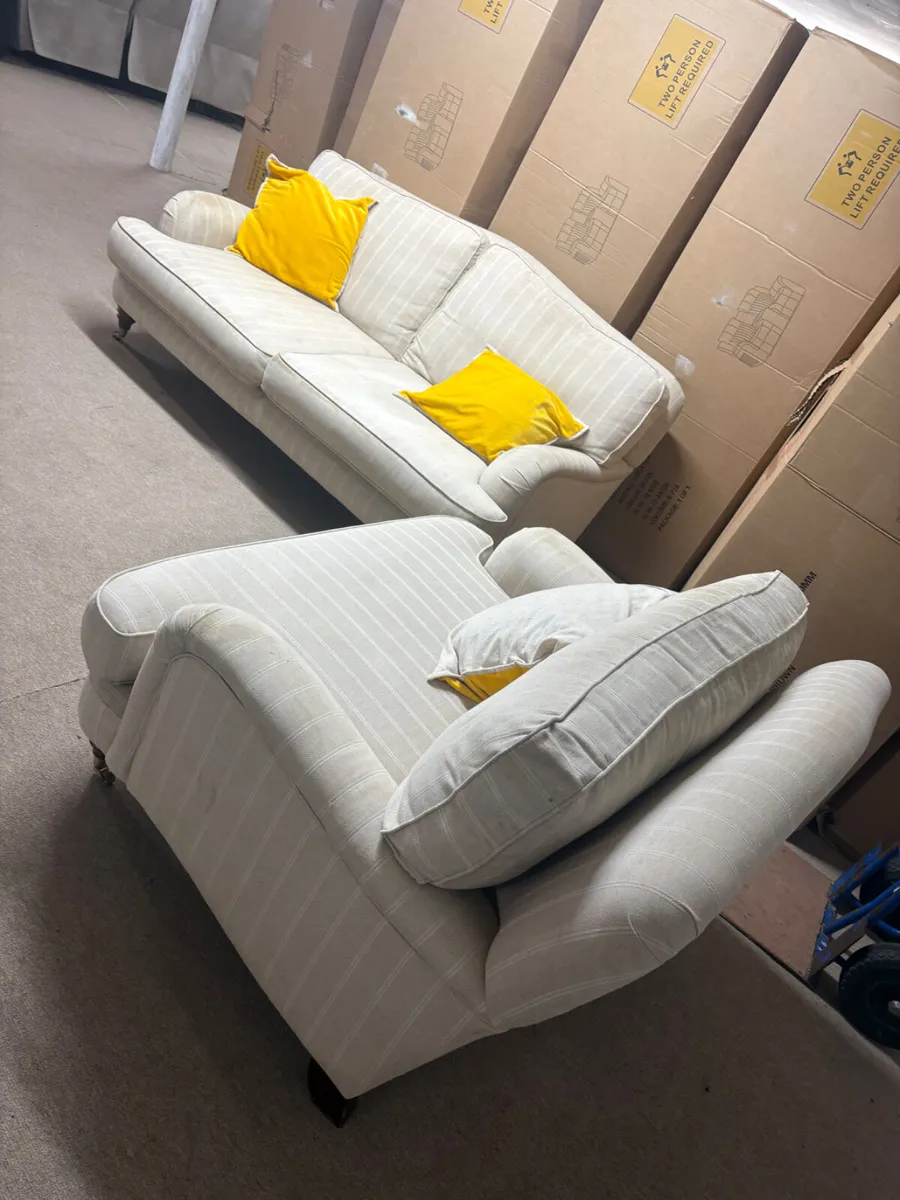 Two seater + arm chair - Image 3