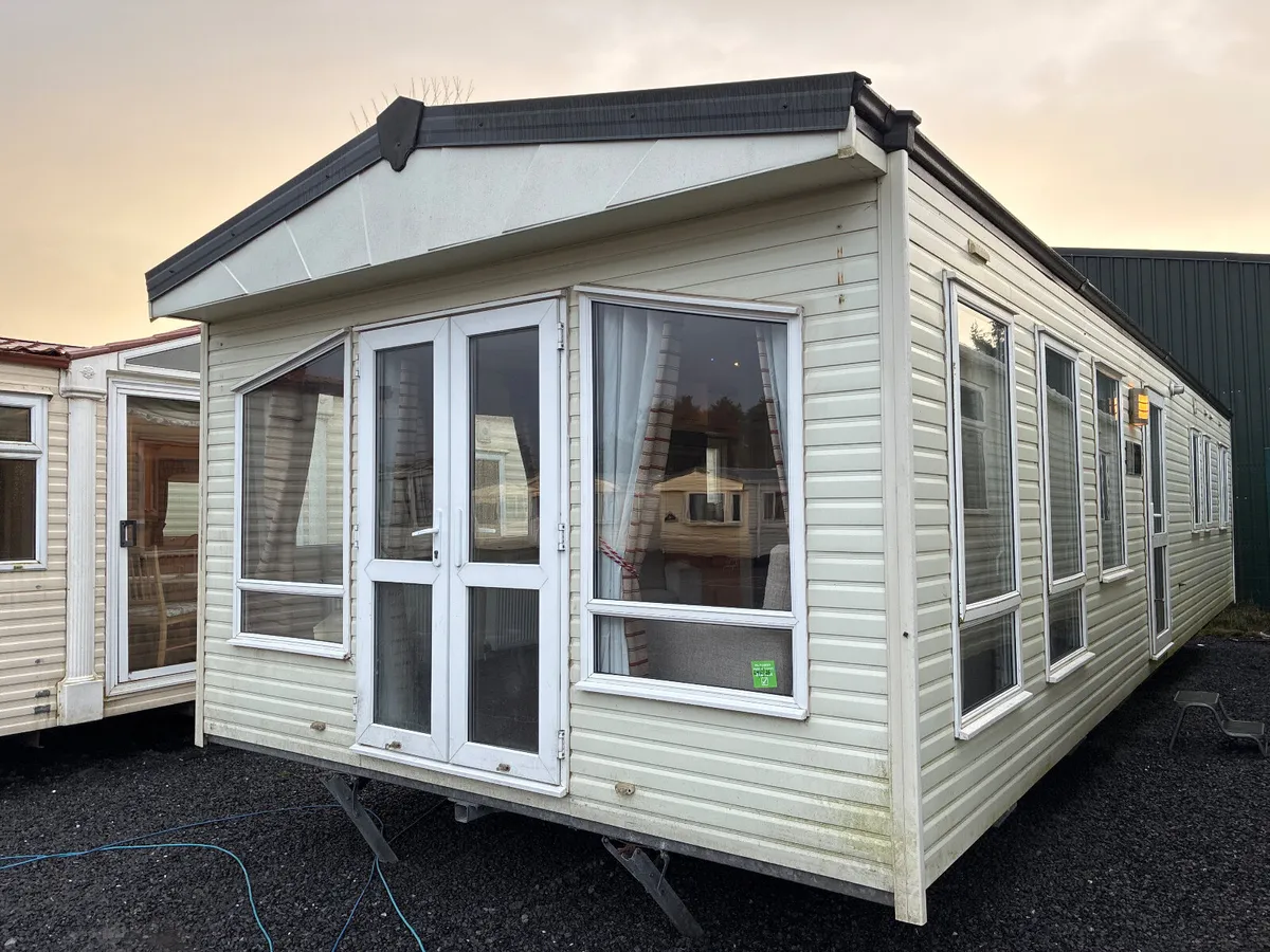 MODERN AND CLASSY 3 BED WINTER PACK - Image 2