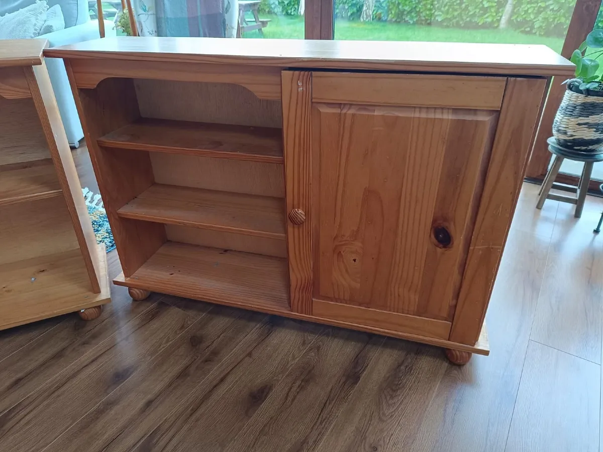 Bedroom furniture - Image 2