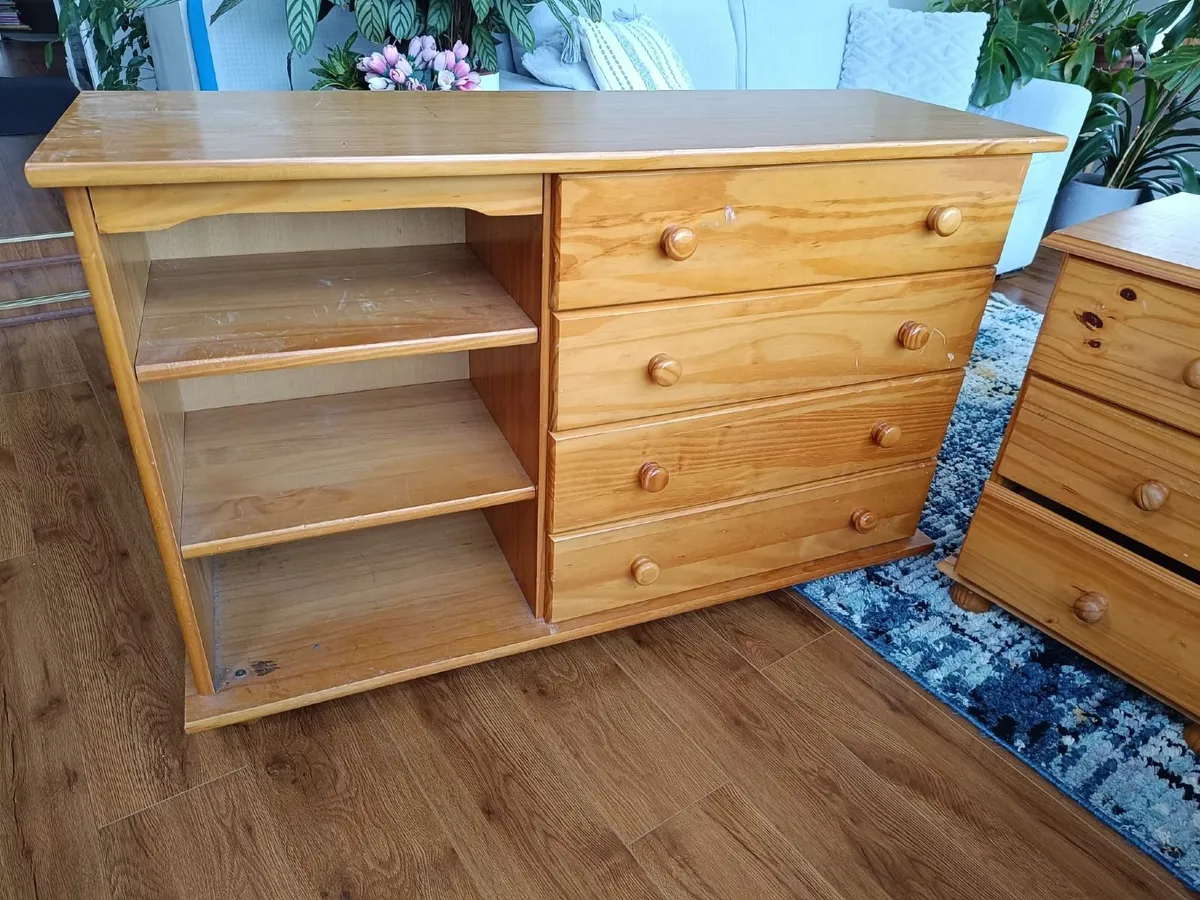 Bedroom furniture - Image 3