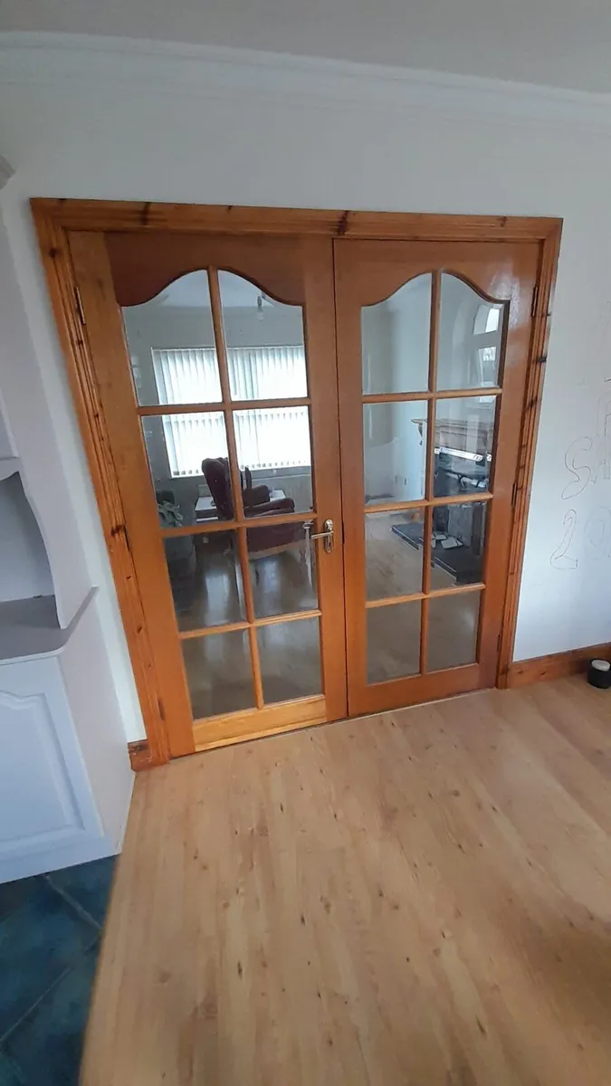 Double internal glass doors - Image 1