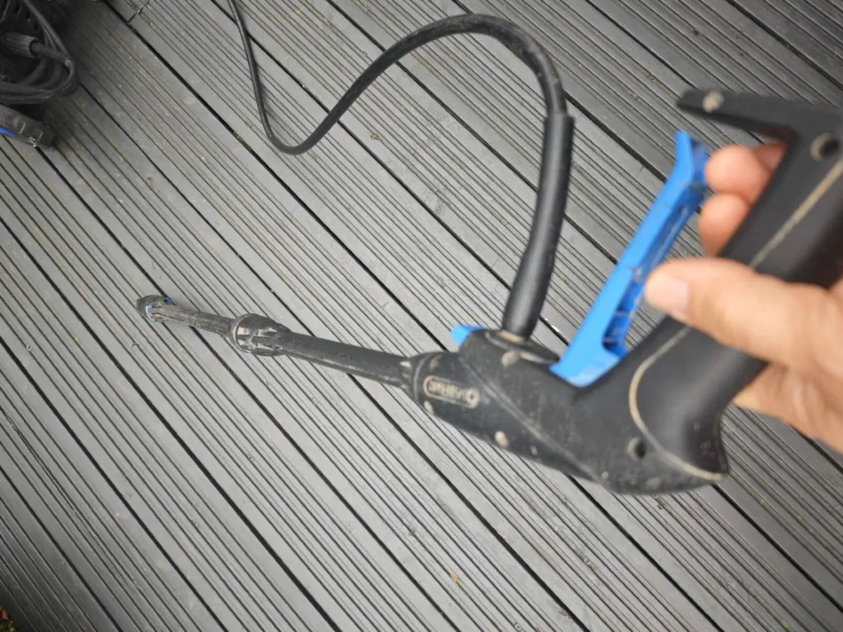 used skate board for kid - Image 3