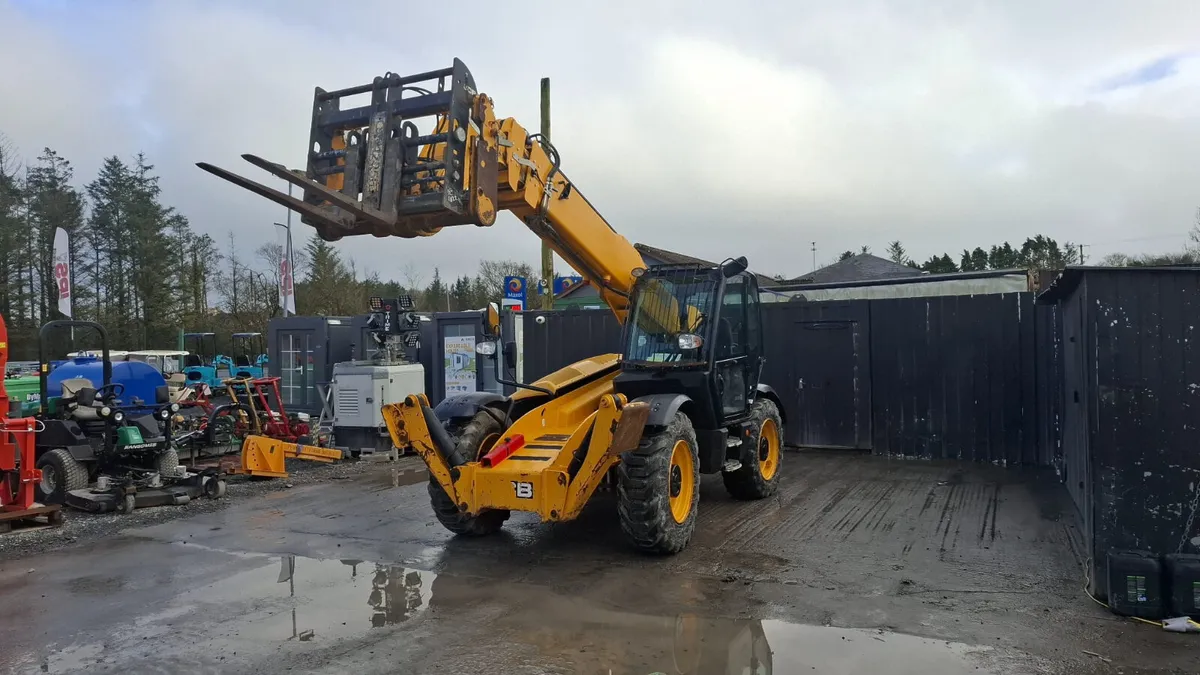 JCB 540-140 Telehandler - Image 4