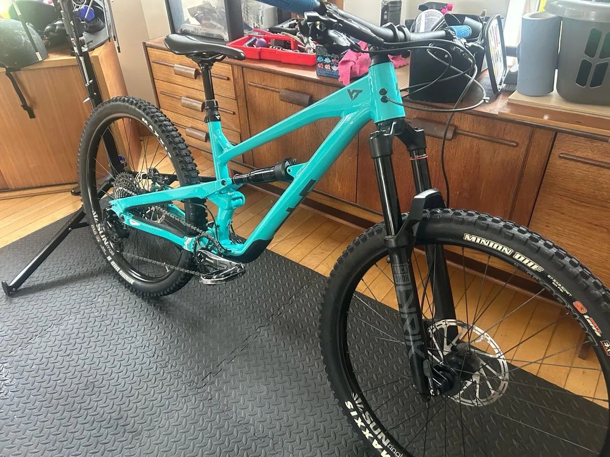 YT Jeffsy Primus 27, All Mountain, Mountain Bike - Image 2