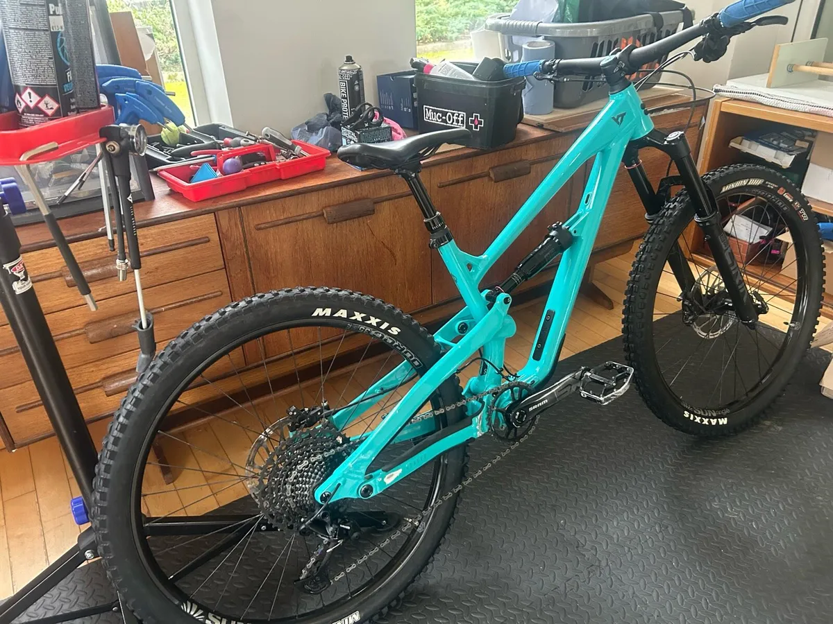 YT Jeffsy Primus 27, All Mountain, Mountain Bike - Image 4