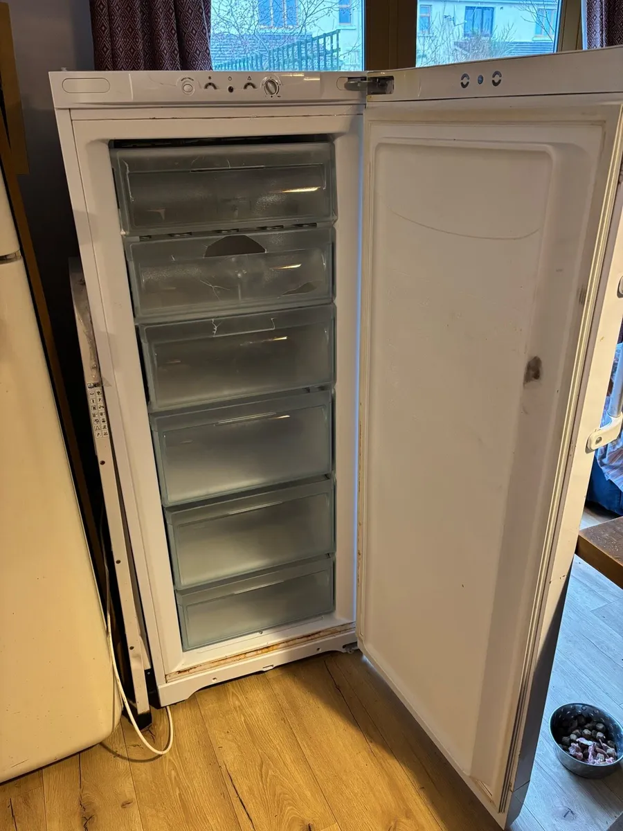 Freezer - Image 2
