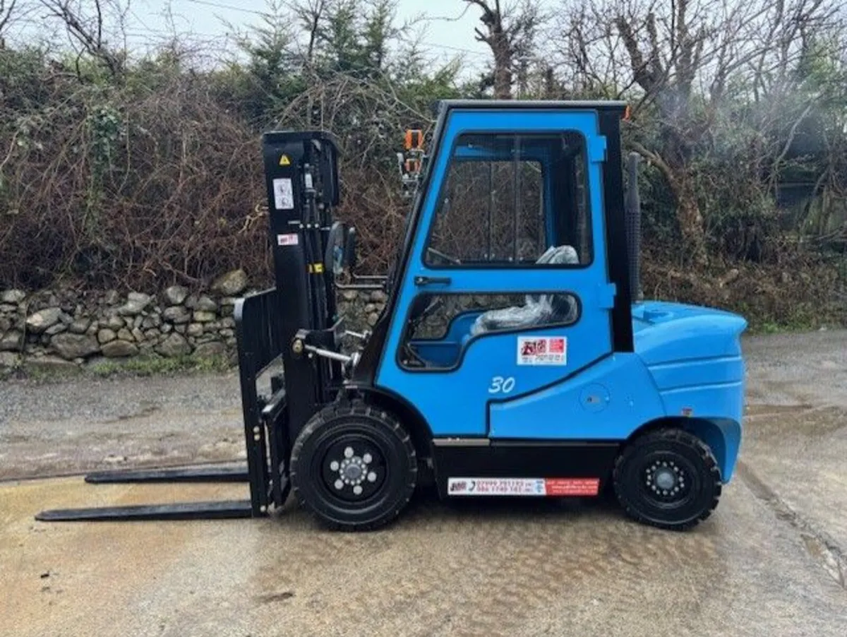 NEW ATL 3 TON DIESEL FORKLIFT